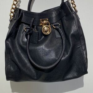Michael Kors Hamilton Womens Black Chain Strap Leather Tote Bag Size Large